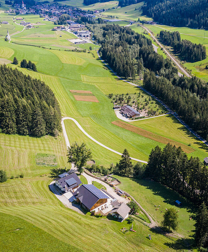 Haubenthalhof von oben