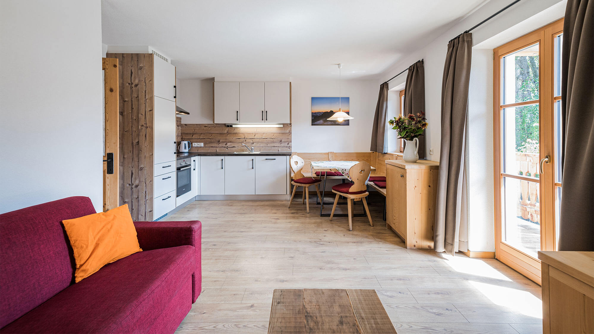 Apartment 01 - living room 