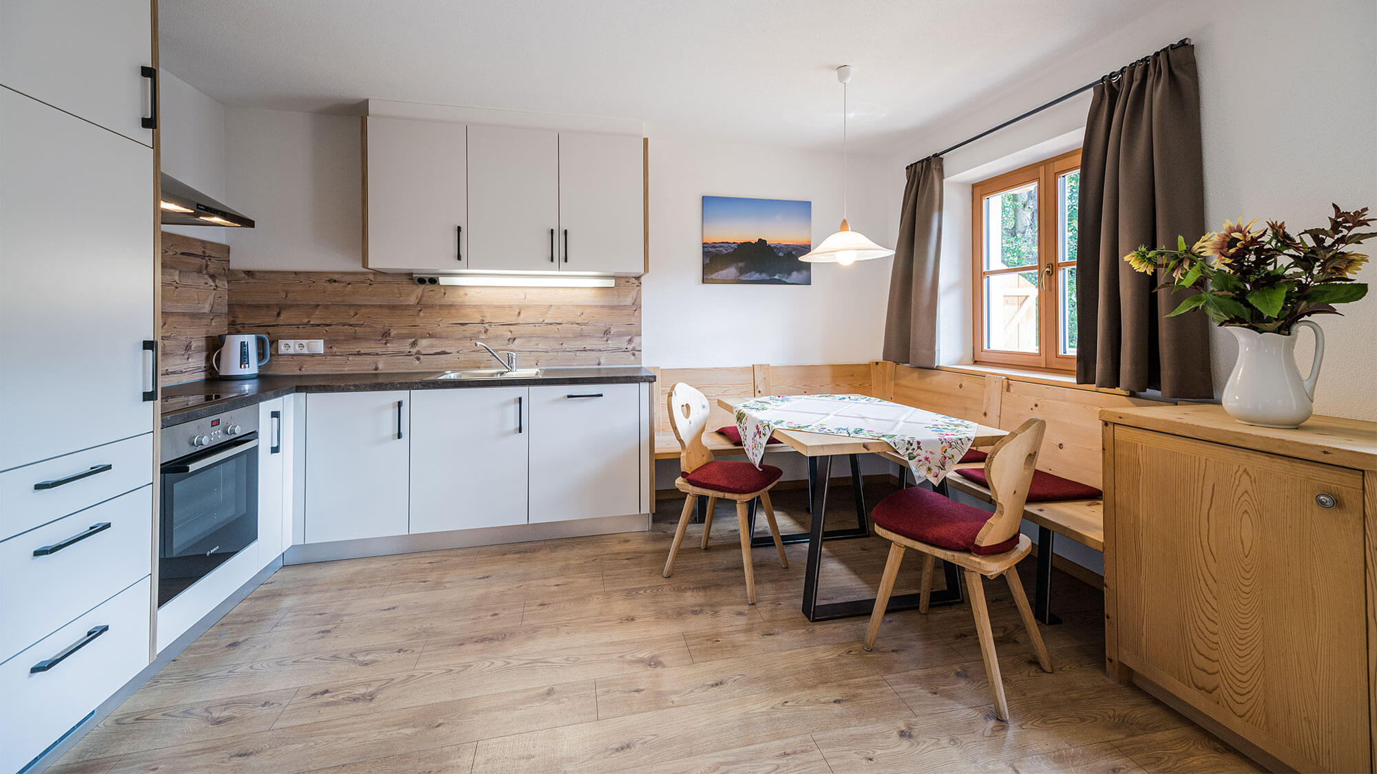 Apartment 01 - kitchenette 